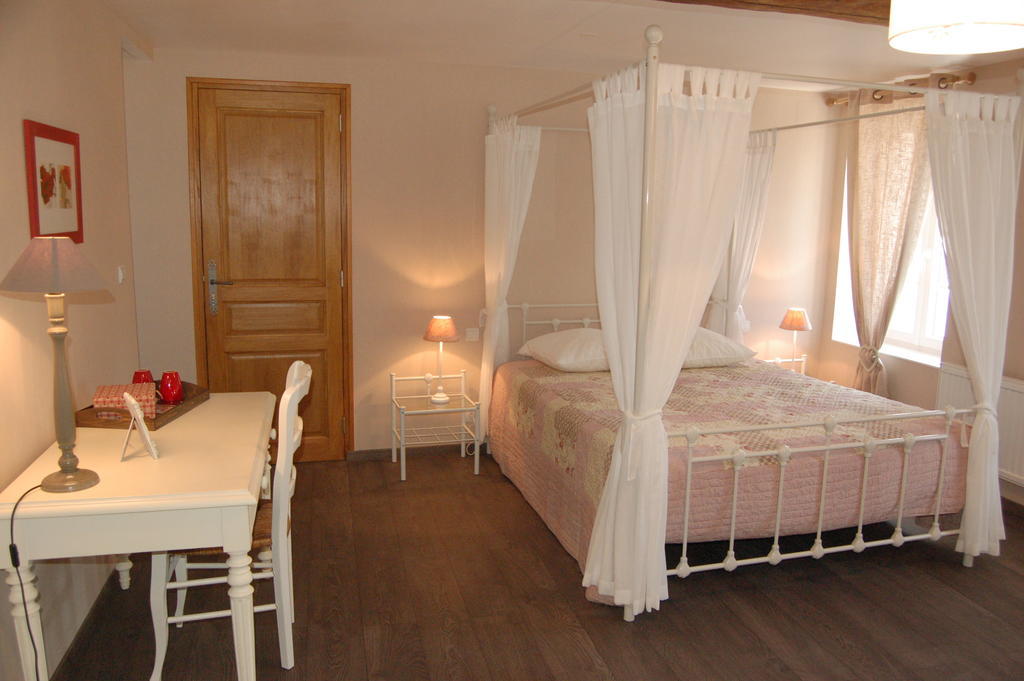 La Chaiserie La Croix-Saint-Leufroy Номер фото