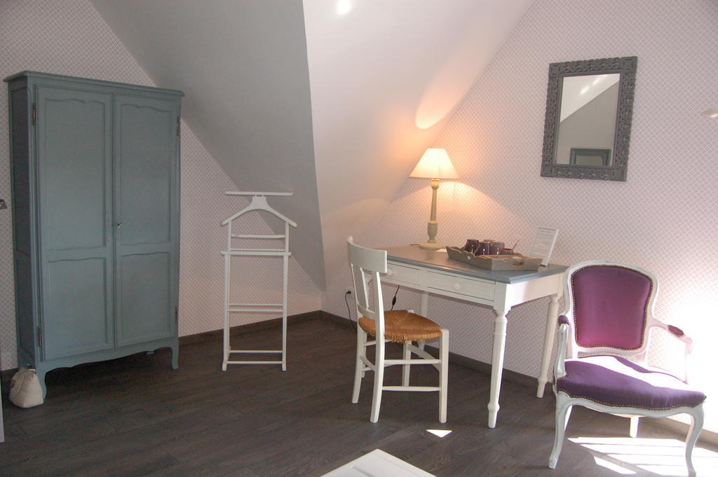 La Chaiserie La Croix-Saint-Leufroy Номер фото